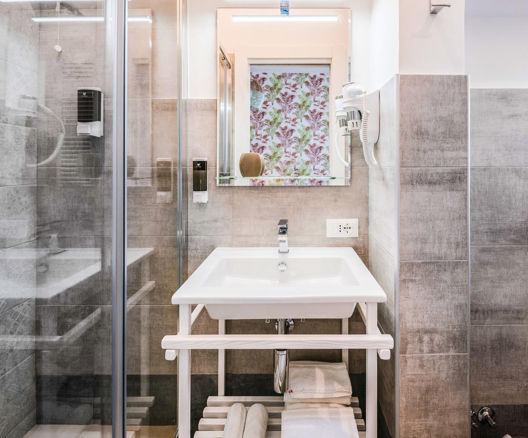 Lele Rooms San Lorenzo 罗马 外观 照片